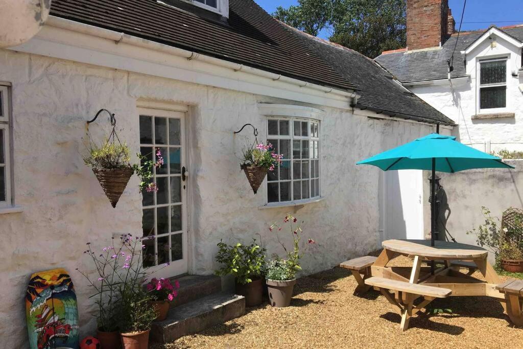 Bodriggy Barn Holiday Cottage Near St Ives Hayle Eksteriør bilde