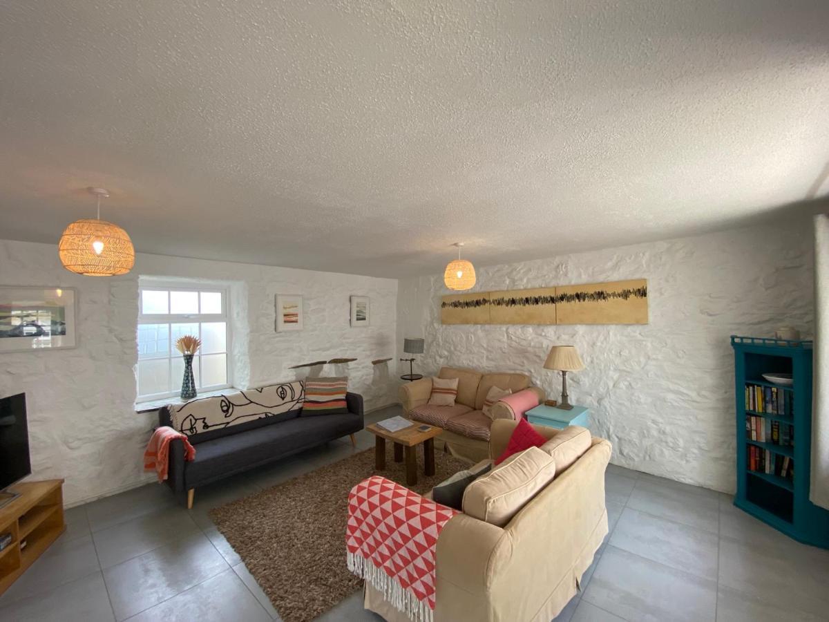 Bodriggy Barn Holiday Cottage Near St Ives Hayle Eksteriør bilde